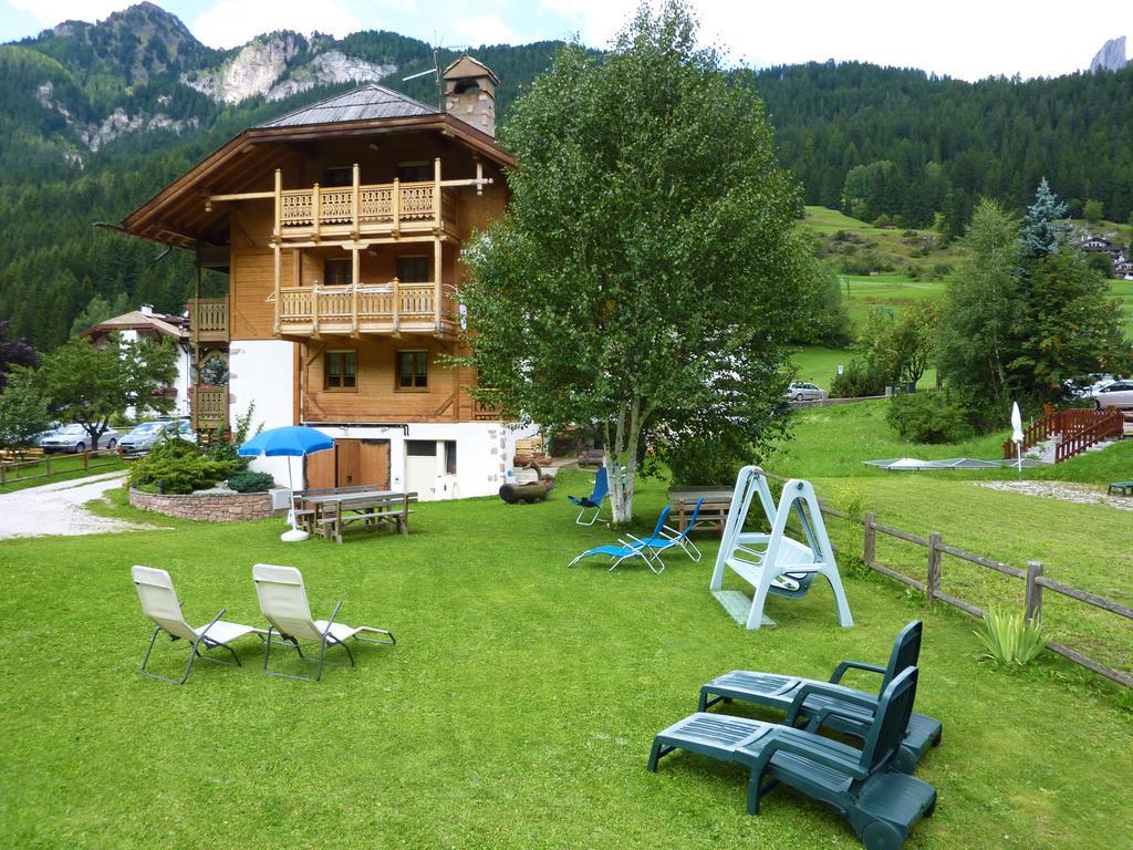 Appartamenti Majon Sotroi Campitello di Fassa Eksteriør billede