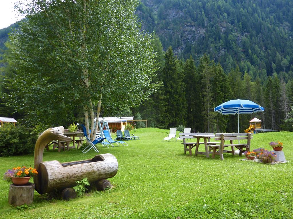 Appartamenti Majon Sotroi Campitello di Fassa Eksteriør billede
