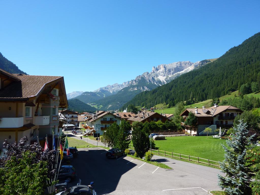 Appartamenti Majon Sotroi Campitello di Fassa Eksteriør billede