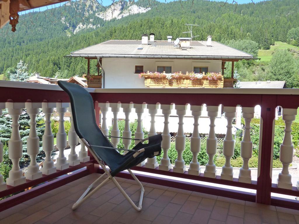 Appartamenti Majon Sotroi Campitello di Fassa Værelse billede