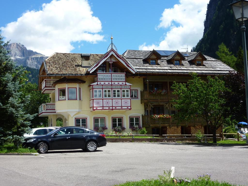 Appartamenti Majon Sotroi Campitello di Fassa Eksteriør billede