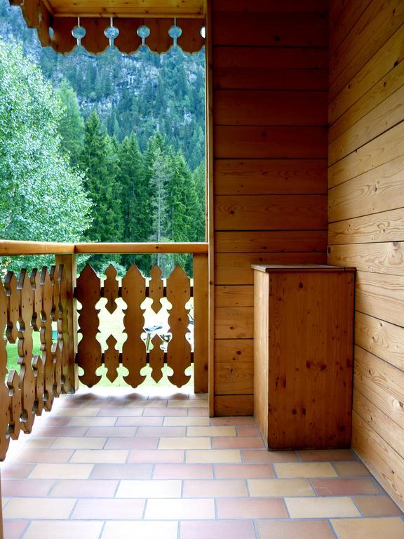 Appartamenti Majon Sotroi Campitello di Fassa Eksteriør billede