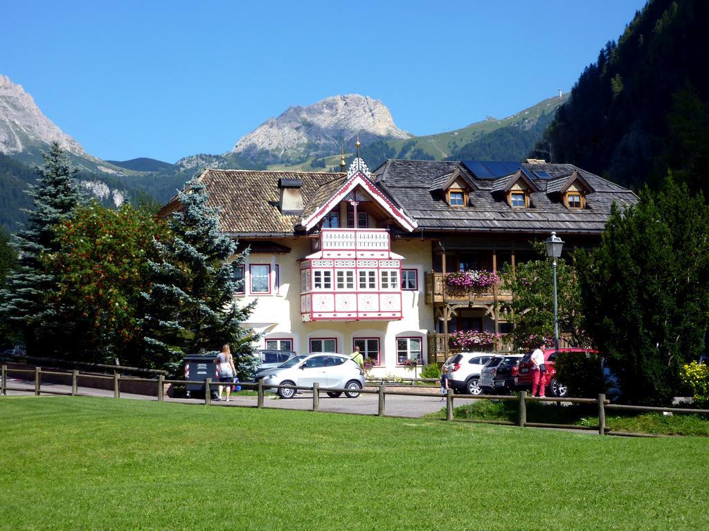 Appartamenti Majon Sotroi Campitello di Fassa Eksteriør billede