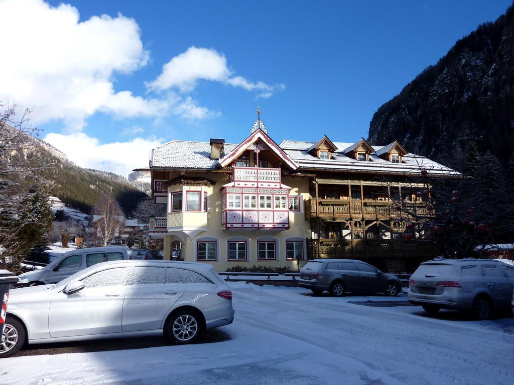 Appartamenti Majon Sotroi Campitello di Fassa Eksteriør billede